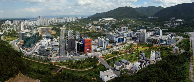 대구, AI 로봇 산업의 새로운 지평을 열다! 글로벌 기술 실증 특구로 도약