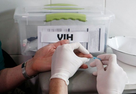 Recortes en Salud: La Nación reduce personal en áreas clave de VIH y Vacunación