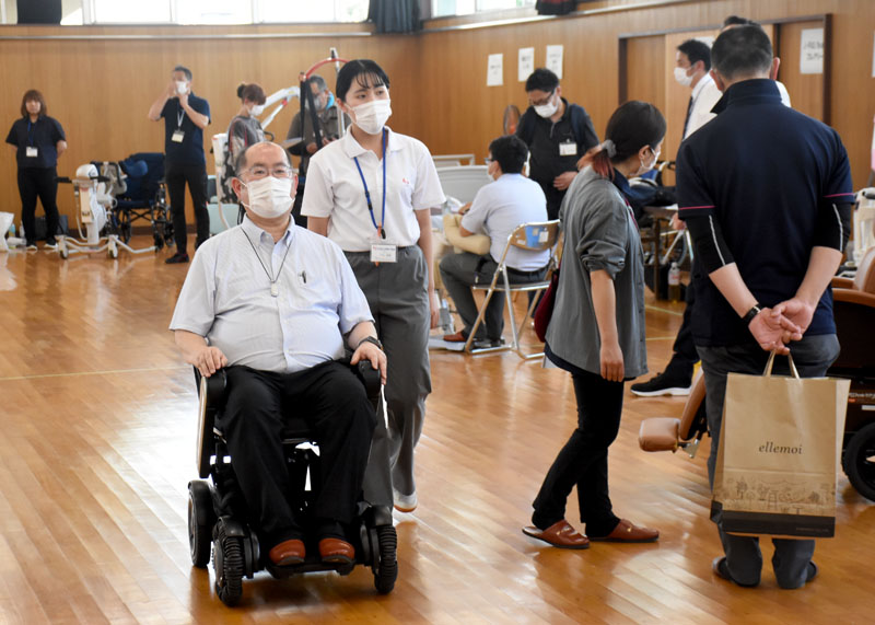 介護現場の未来を変える！最新テクノロジー体験会で職員と学生が課題解決に挑戦