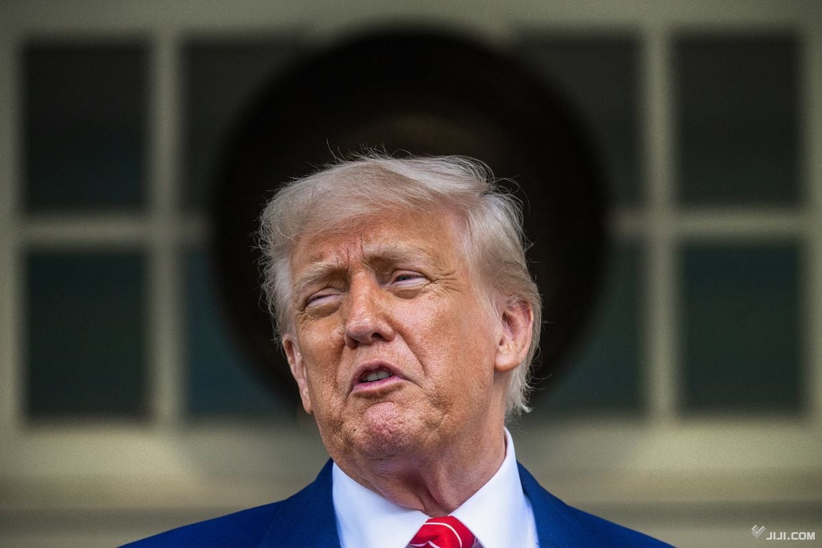 金融市場を揺るがす新造語「TACO」！トランプ大統領の政策転換を揶揄するユーモア