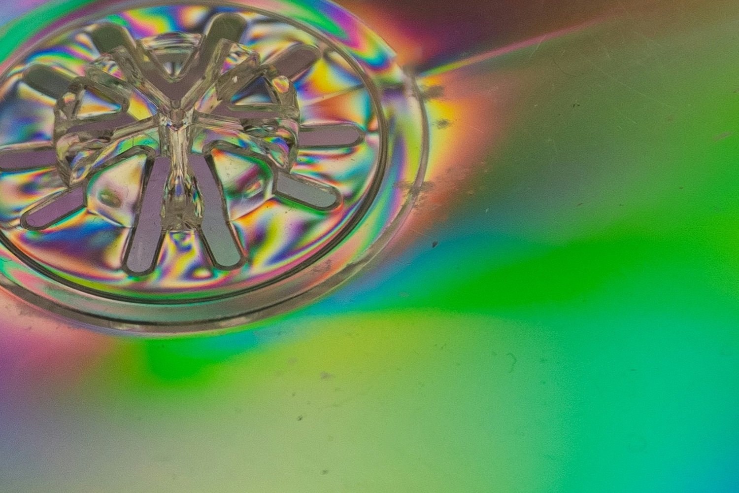Des chercheurs mettent au point une technologie pour créer des CD capables de contenir des milliers de films HD