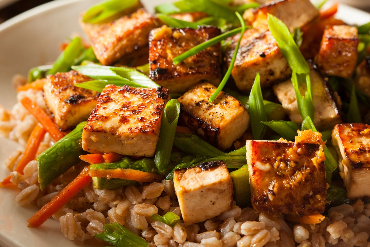 Tofu : Le Secret Bien-Être Révélé ! Pourquoi Ce Produit Végétal Devrait Intéresser Tout le Monde