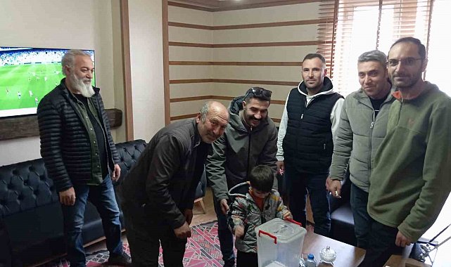 Kars Gazeteciler Cemiyeti'nde Yeni Dönem: Başkan Harmankaya Güven Tazeledi!