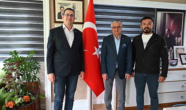 Kemer'de İlk Kez Paramotor Festivali: 12-16 Kasım'da Uçacak!
