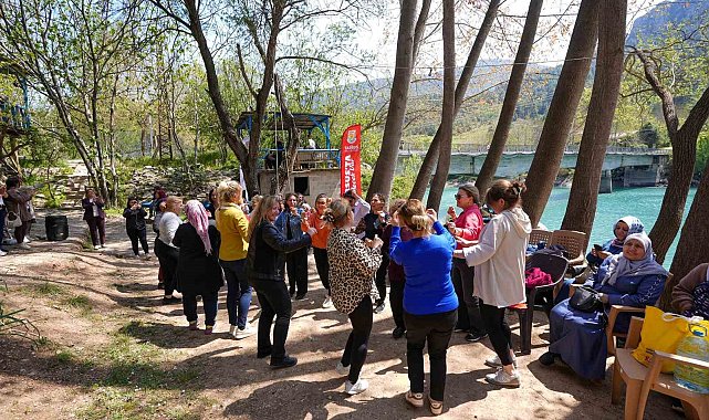 Tarsus'ta Kadınlar Şifanın Peşinde: 'Doğada Sağlık Var' Projesiyle Doğa Yürüyüşü ve Sağlık Bilgilendirmesi!