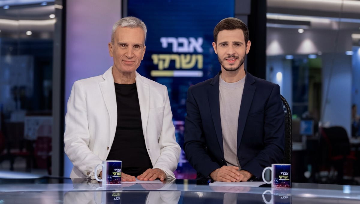 אברי גלעד מבהיר: הבדיחה עם הכיפה הובילה לבלבול - אני לא חוזר בתשובה!