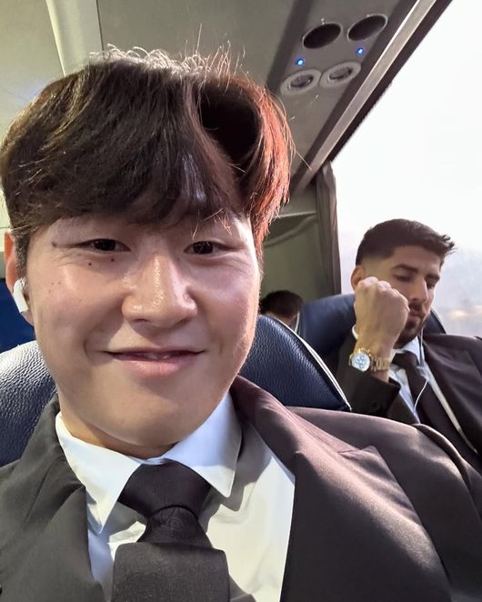 이강인, 나폴리 새 역사를 쓸까? 콘테 감독의 '마라도나' 칭송 & 기대 폭발!
