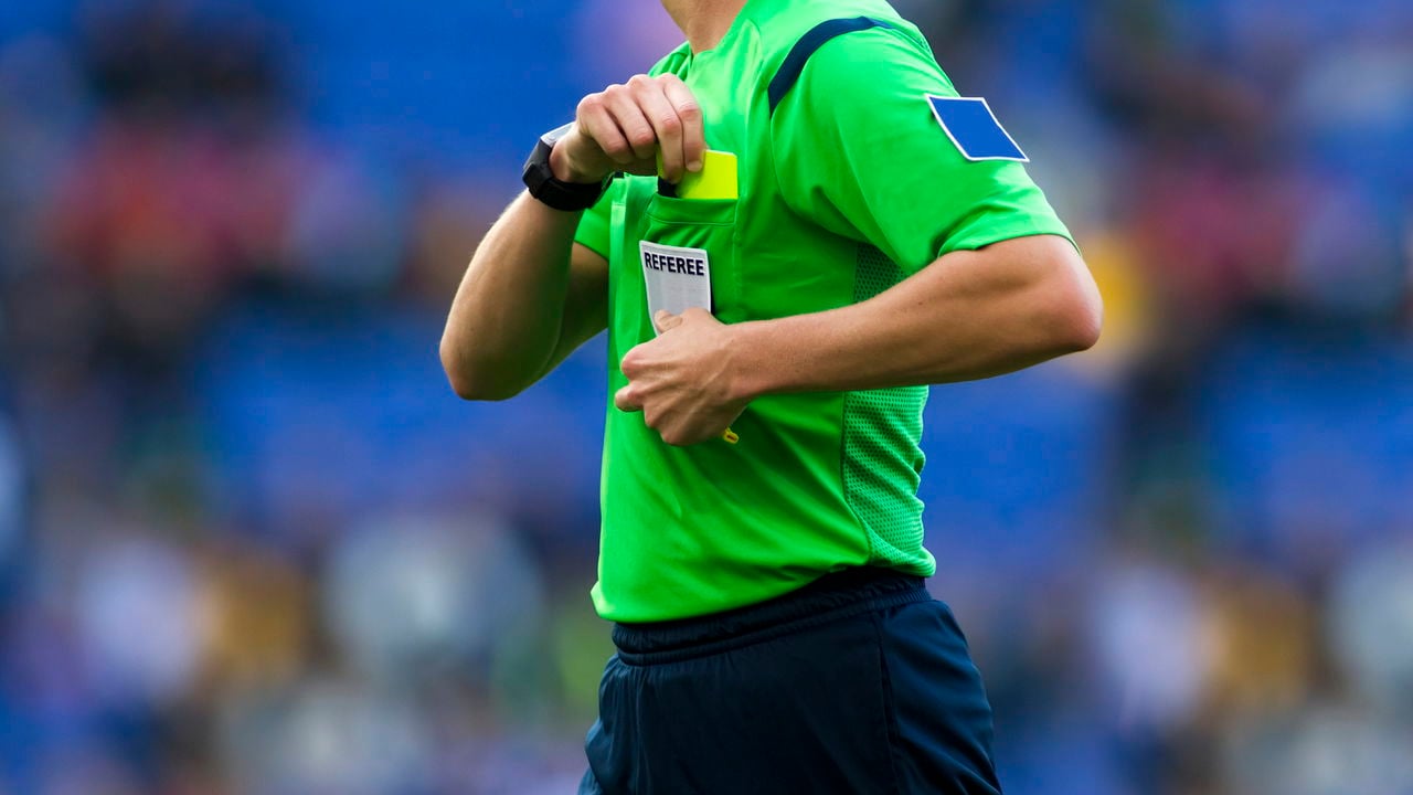 VAR e Tecnologia no Esporte: Uma Revolução que Divide Opiniões e Desafia Árbitros