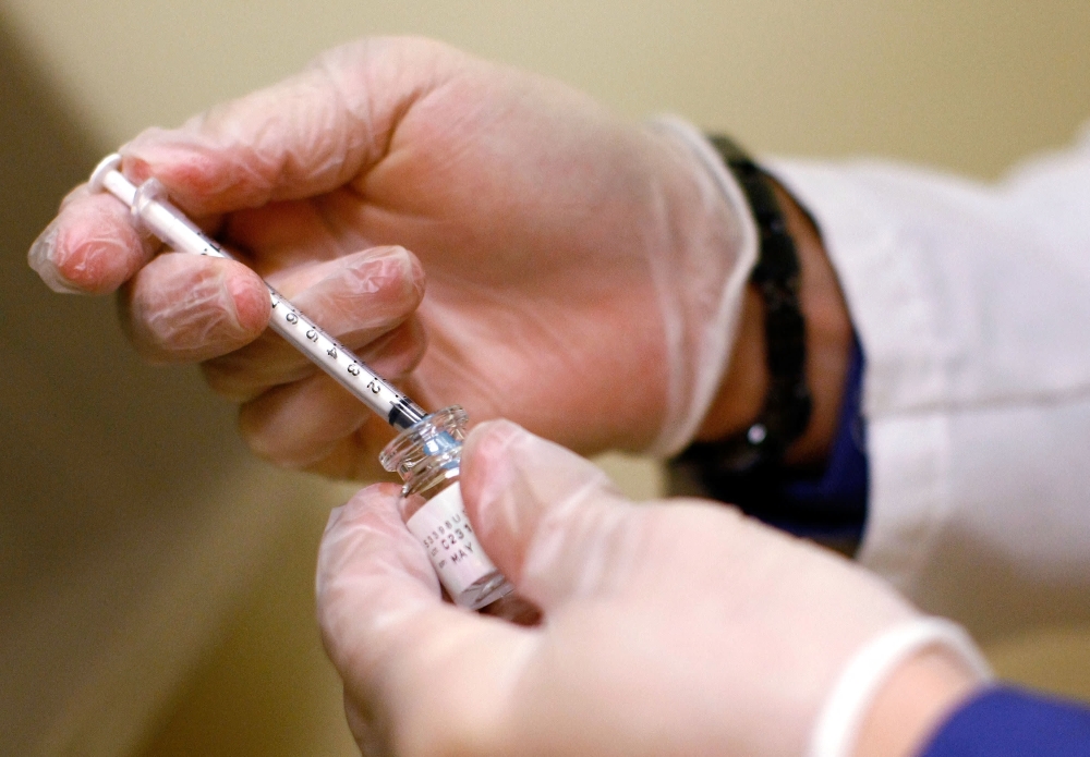 Free Flu Shots for Seniors: Health Ministry Offers 57,000 Vaccinations Nationwide