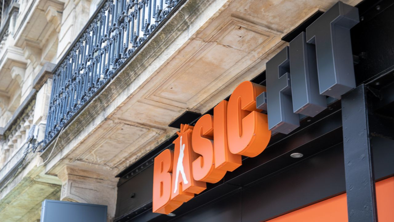 Découvrez pourquoi le sac à dos Basic Fit est le cadeau de Noël le plus convoité des Français