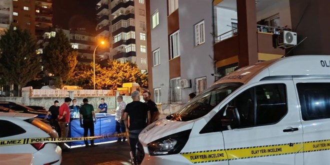 Adana'da Korkunç Cinayet: Genç Kadın Sevgilisi Tarafından Katledildi, Zanlı İşlediği Cinayetin Ardından Hayatına Son Verdi