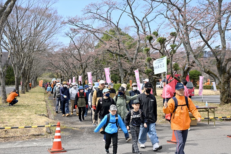 福島県西郷村で開催された「源流の郷」健康ウオーキング