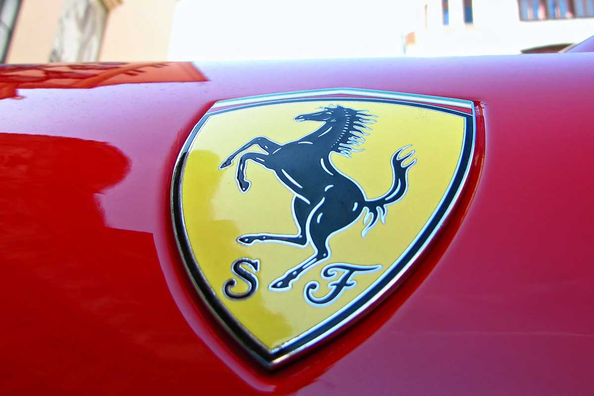 Scopri i modelli Ferrari più rari e preziosi: le auto che valevano poco ma ora sono una fortuna