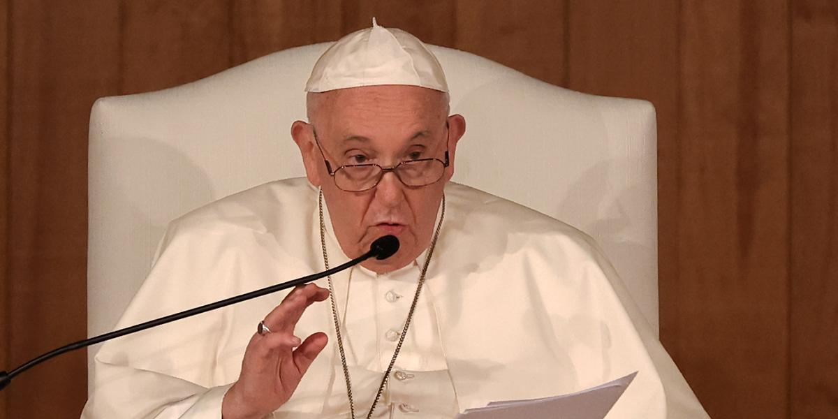 Último minuto: El Vaticano informa sobre la salud del papa Francisco tras episodios de insuficiencia respiratoria