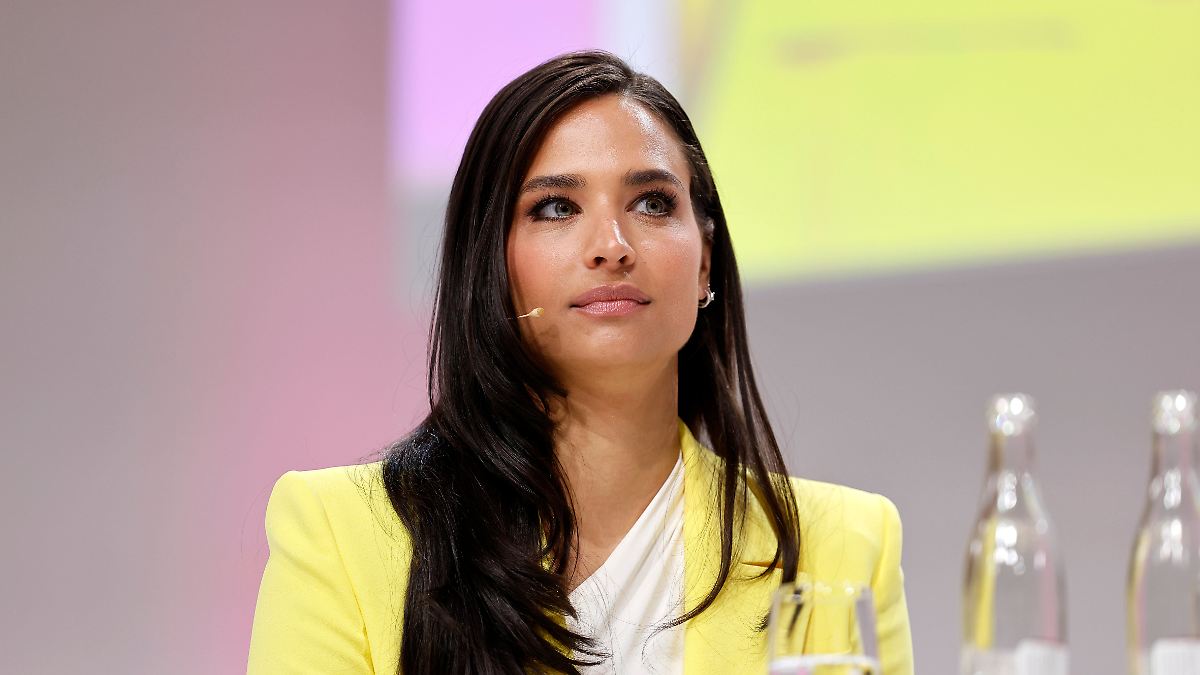 Amira Aly beendet Podcast mit Bruder: Keine neuen Folgen mehr?