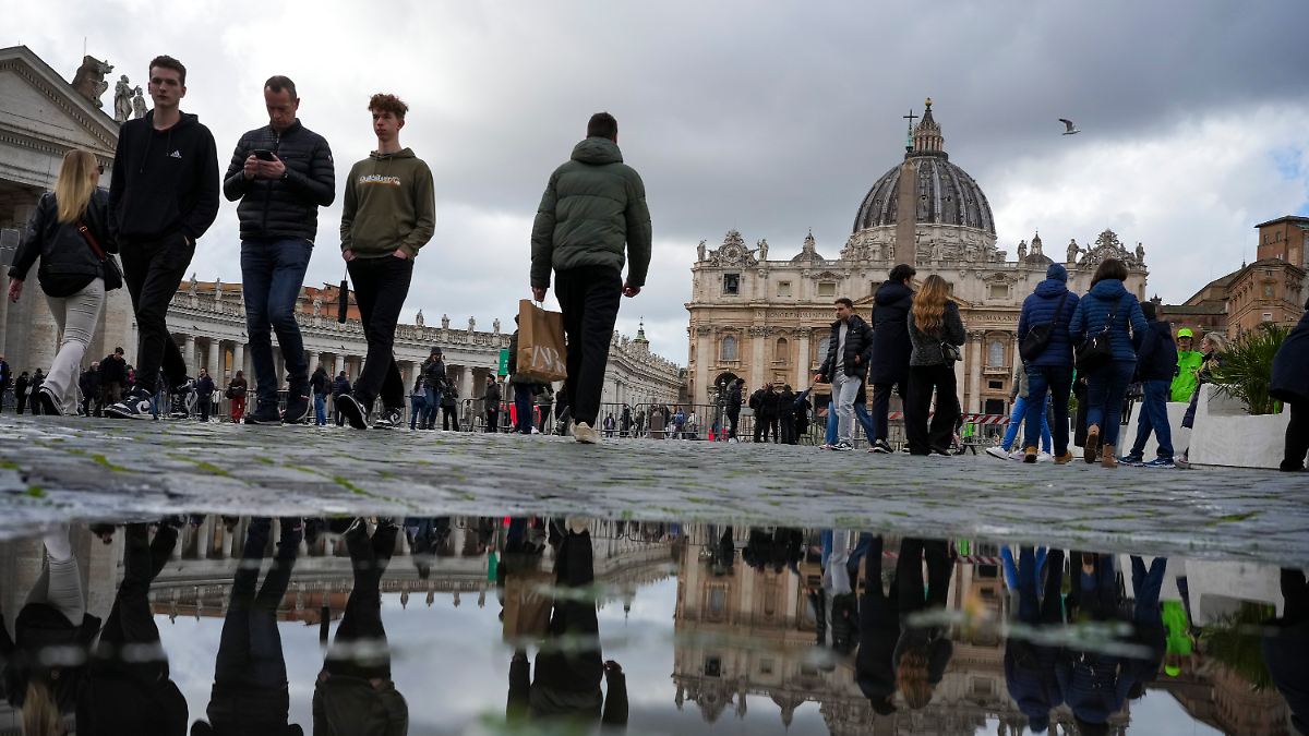 Papst Franziskus: Gesundheitszweifel nach Absage des Angelus-Gebets