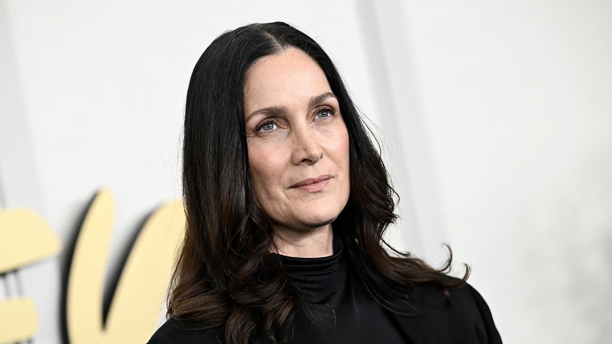 Familie oder mehr Filme? "Matrix"-Star Carrie-Anne Moss bereut eine Entscheidung nicht