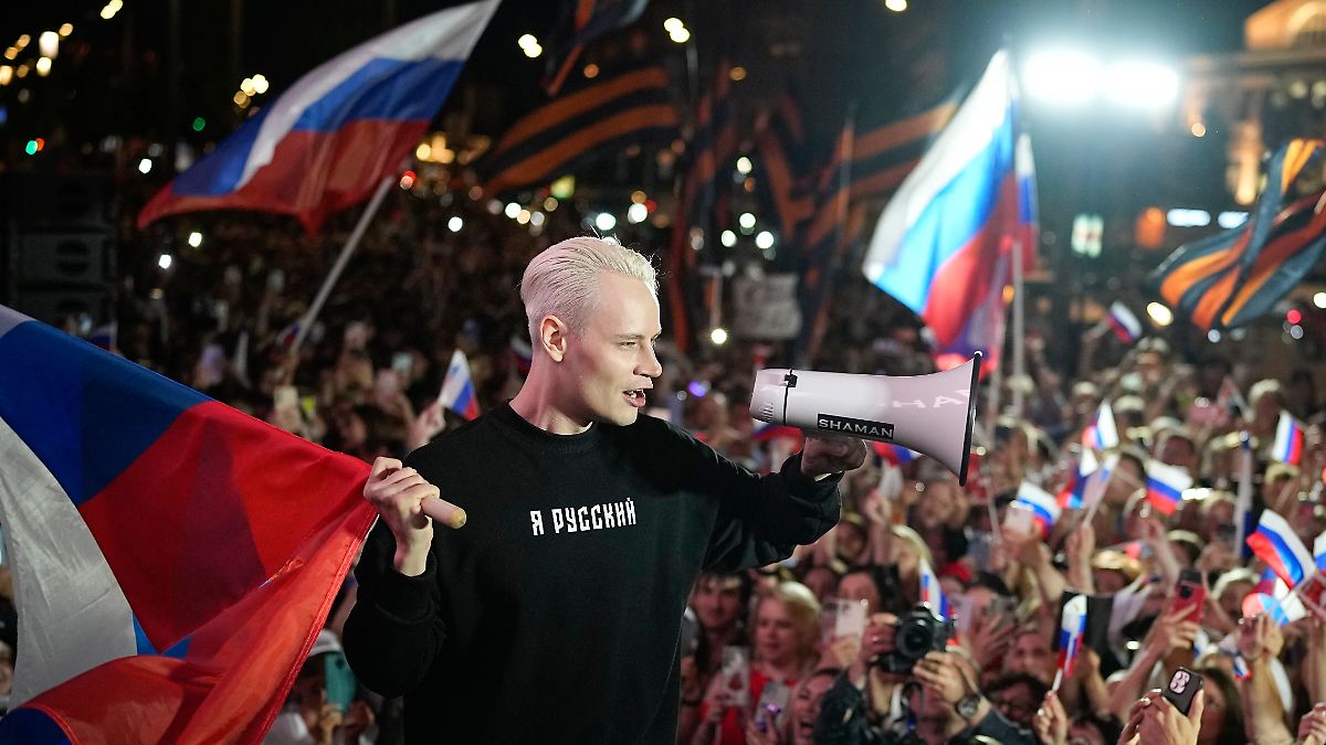 Russlands ESC-Alternative: Nationalistischer Song "Ich bin Russe" sorgt für Kontroversen