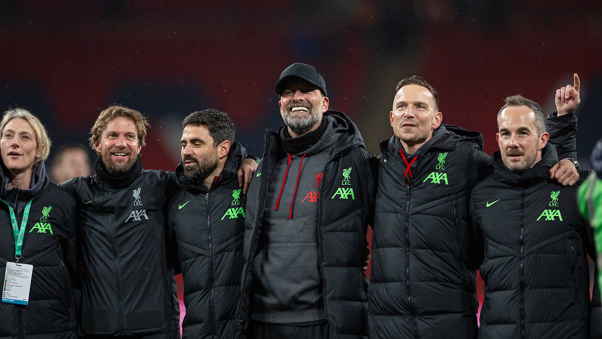 Pep Guardiola holt Klopp-Vertraute nach Manchester: City verstärkt Trainerteam mit Lijnders und French!