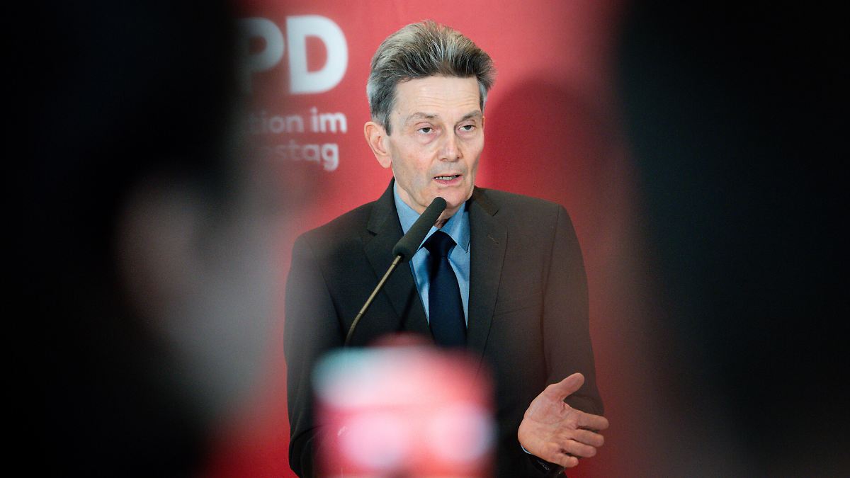 "Entspannung der Beziehungen" Prominente SPD-Politiker fordern Gespräche mit Russland