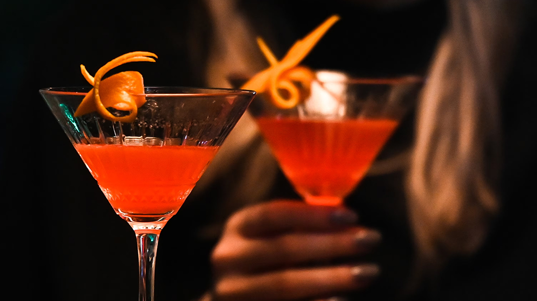 Allarme Alcolismo Femminile: Rischi Nascosti per la Salute che Devi Conoscere