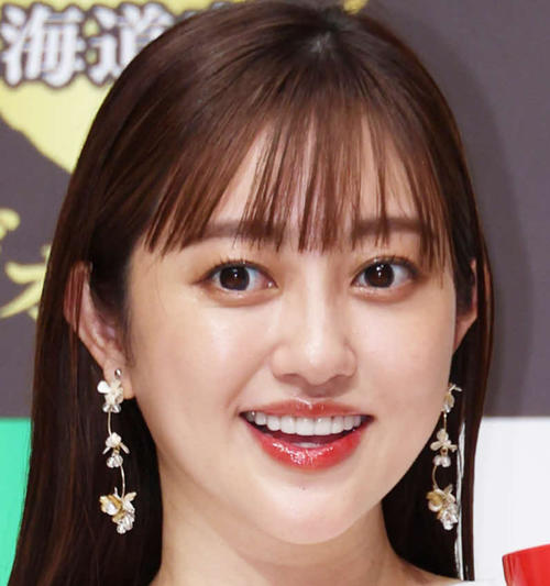 菊地亜美、第2子誕生を報告！生後10日の次女と初顔出し