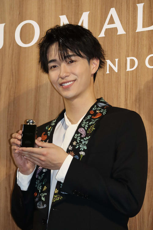 俳優・野村康太、鍛え上げられた肉体美を披露！「ガタイのいい男性はかっこいい」と筋トレへの情熱を語る