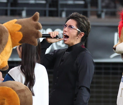GACKT、なりすましアカウント撲滅宣言！「ここまで来るとマジで笑える」と警告