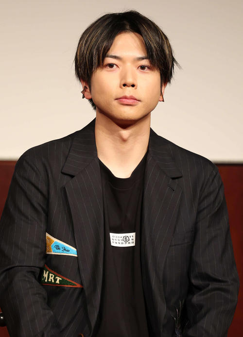NEWS増田貴久、体調不良により活動休止発表！ソロデビュー後初の休養、ファンへのメッセージは？