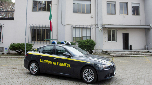 Sequestro Autolavaggio a Montesarchio: 20mila Euro di Sanzione per Lavoro Sommerso e Reati Ambientali
