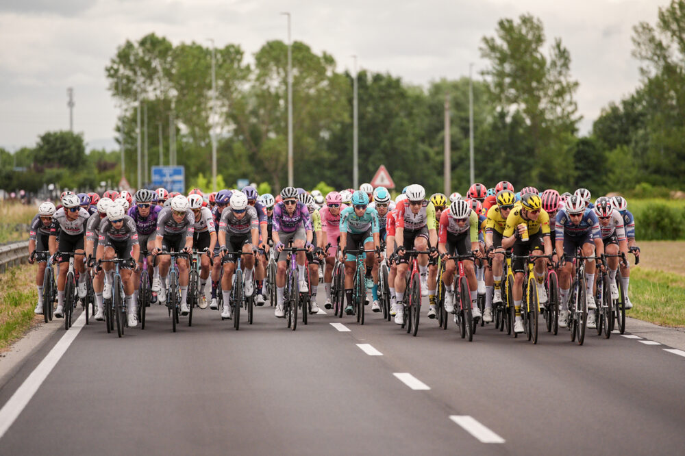 Sport in TV Oggi, 24 Maggio: Guida Completa a Programmi e Streaming! [F1, MotoGP, e altro]
