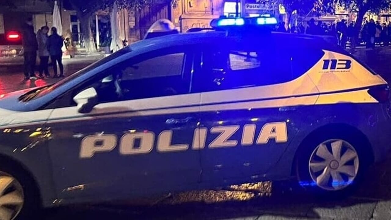 Notte Clamorosa a Palazzo Fatta: Rave Party Sgomberata con 200 Persone e Sequestro di Attrezzature