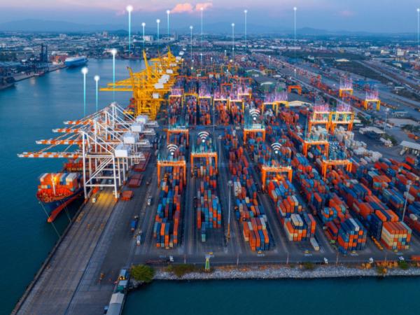 Descubre las tecnologías clave detrás de los puertos inteligentes del futuro