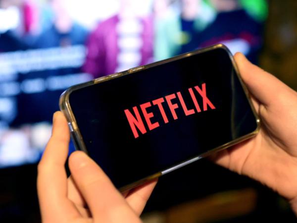 Netflix innova: la plataforma prueba un 'chatbot' para asistir al usuario en búsquedas