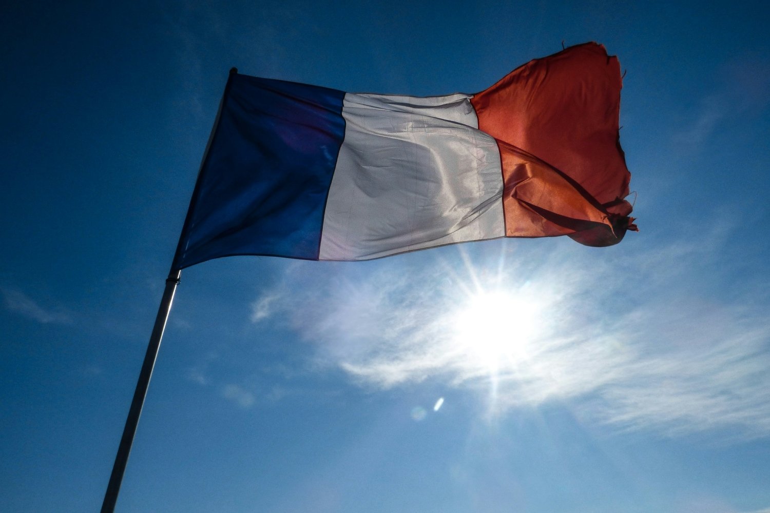 Révolution dans la traduction : le laboratoire français Kyutai présente une technologie d'intelligence artificielle innovante