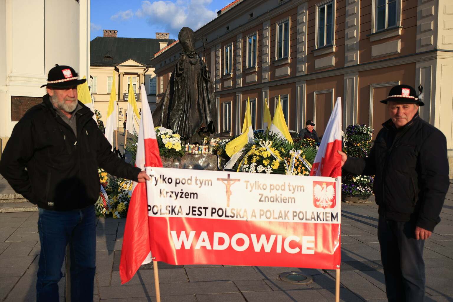 Czy autorytet Jana Pawła II jest nadal niepodważalny?