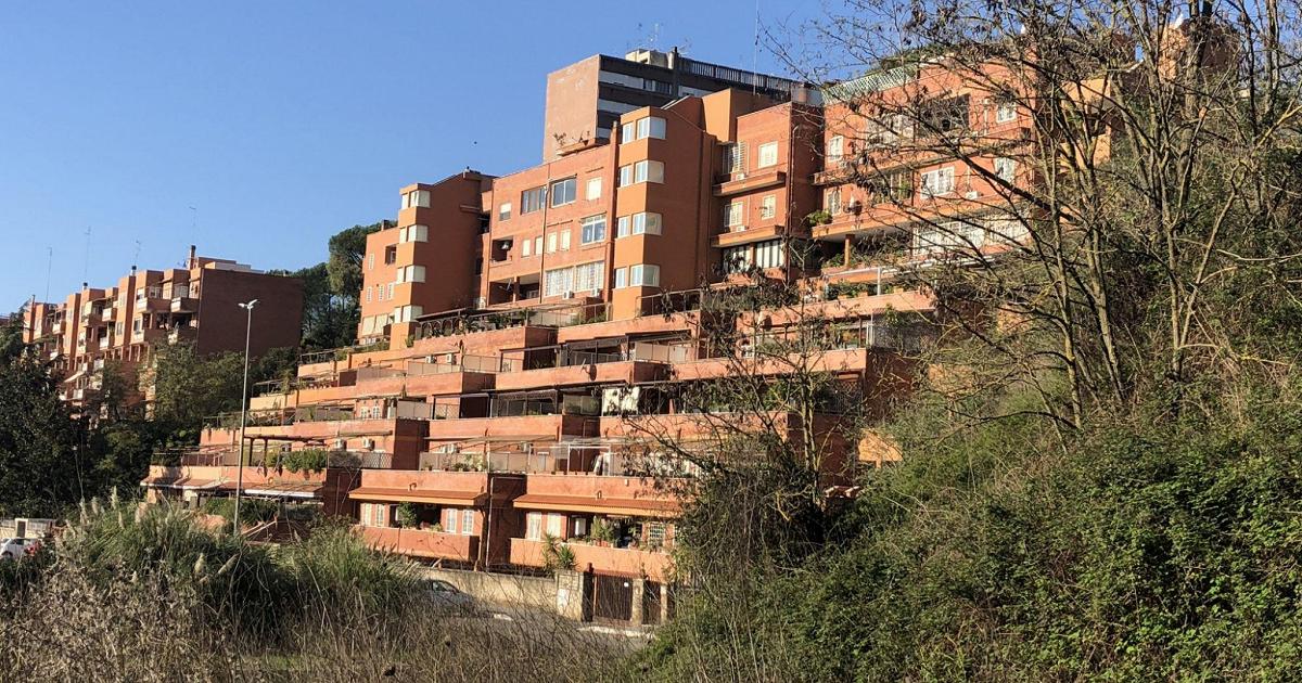 Operazione Antidroga a Roma: 27 Arresti per Spaccio di Cocaina e Hashish al Laurentino 38