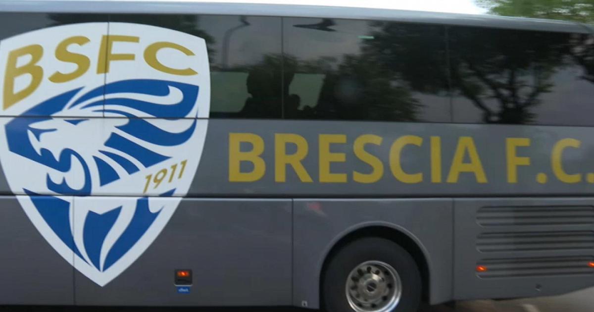 La Guardia di Finanza negli uffici del Brescia Calcio