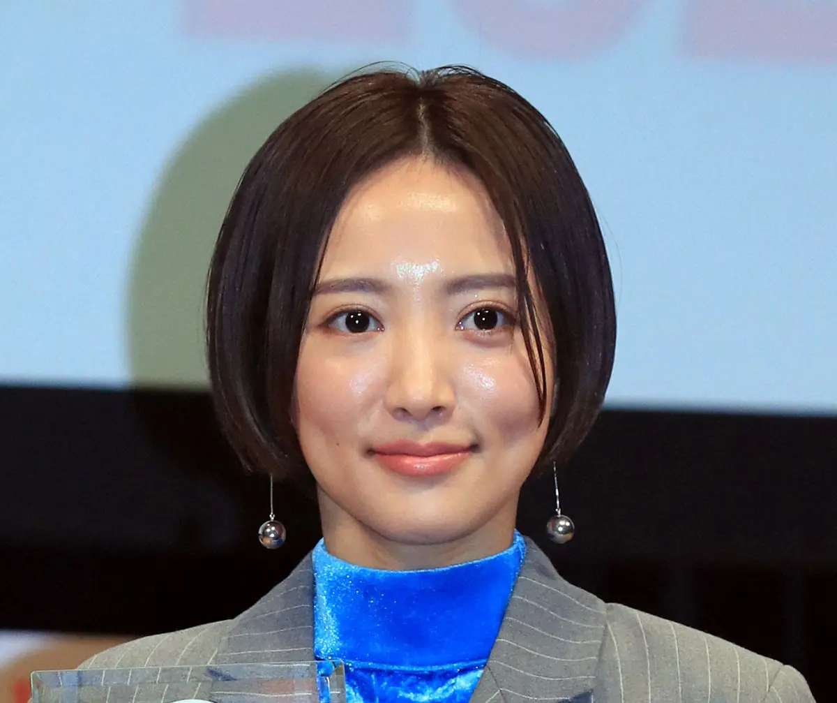 夏菜、まさかの入浴が苦手！？その理由と入浴剤に関する意外な回答にスタジオ騒然