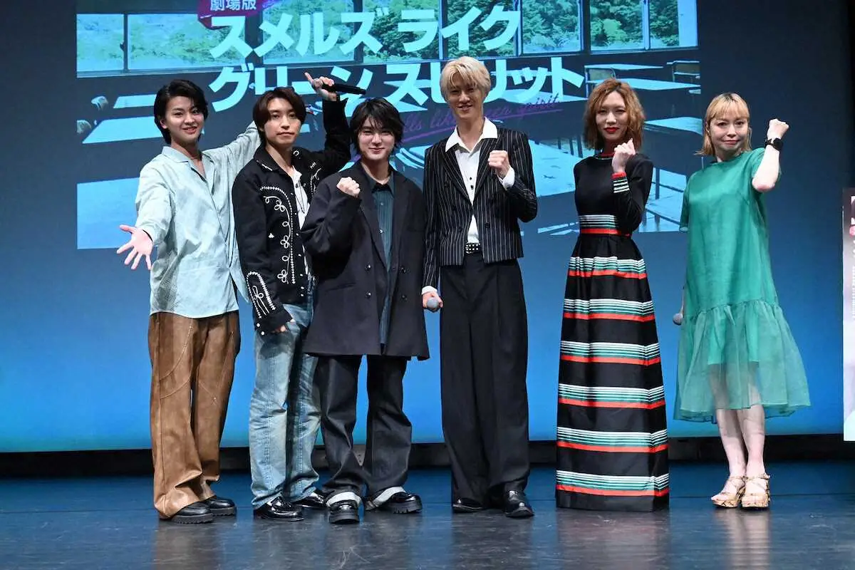 俳優・荒木飛羽、中学時代はサッカー漬け！女装好き少年時代の告白と映画「スメルズ ライク グリーン スピリット」への想い