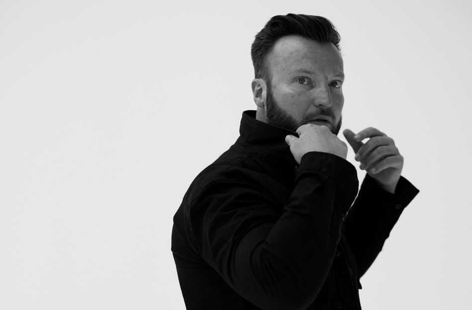 Exclusive Single Premiere: John Drake "Siren" (2025)