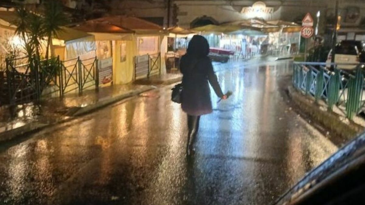 Militare della Guardia di Finanza muore dopo essersi sparato in un bagno di un ristorante