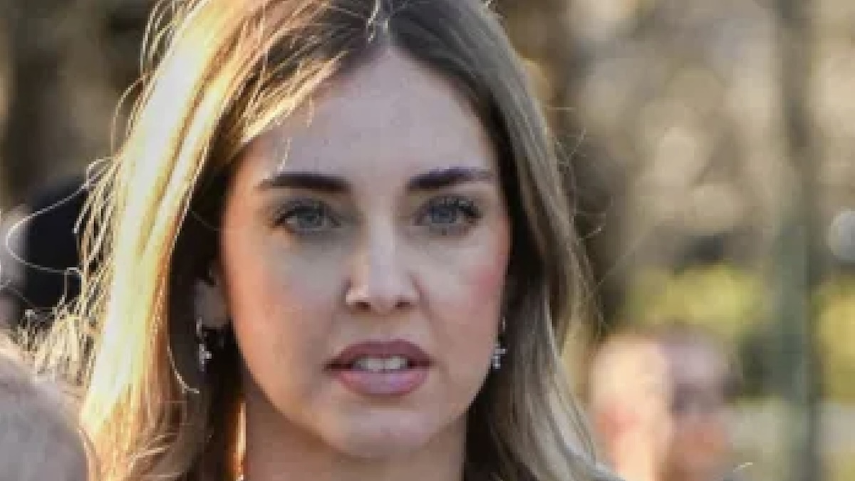 Chiara Ferragni e Fedez: La Fine dell'Amore? Analisi del Gesto che Ha Scosso il Web