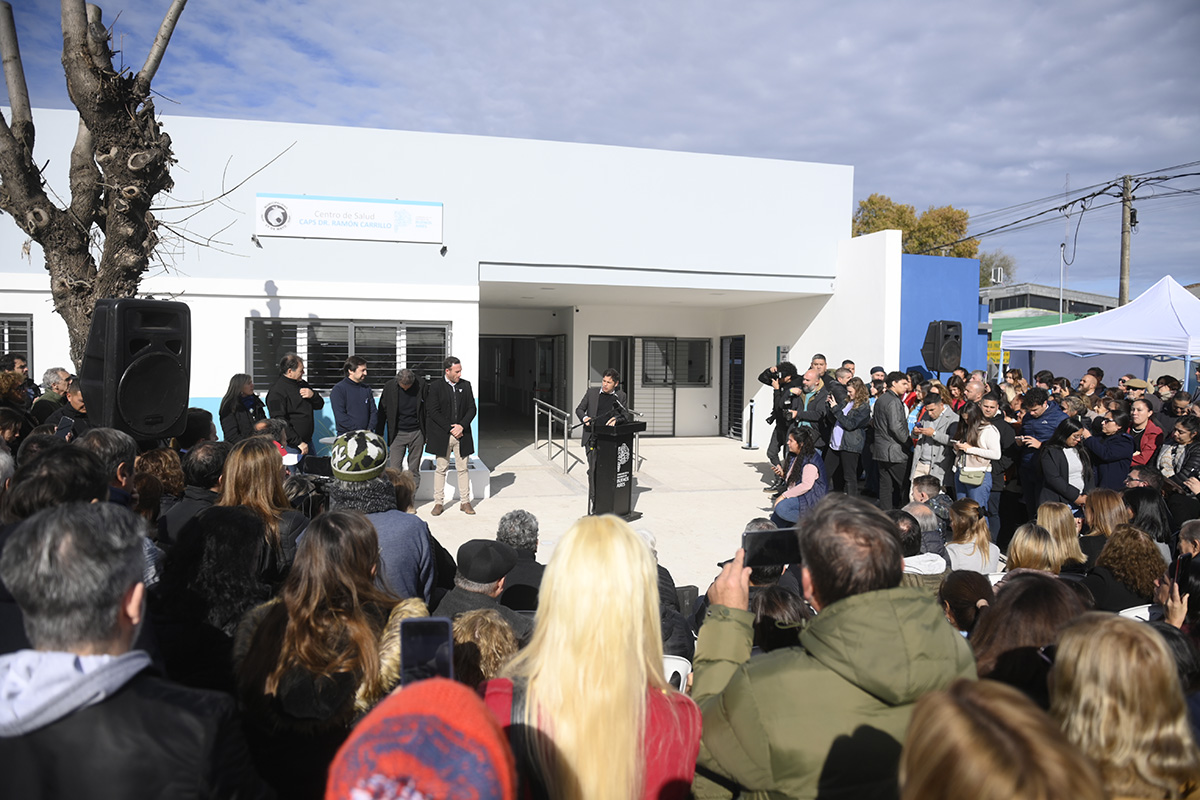 Tensión en Buenos Aires: Kicillof Acusa a Intendente Mileista de Oponerse al Desarrollo de la Salud Pública