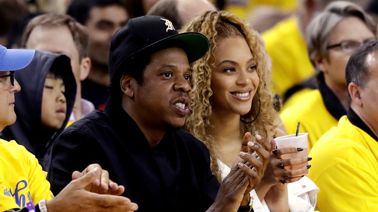 Scandalo Jay-Z: accusato di stupro da una donna che sostiene di essere stata violentata all'età di 13 anni