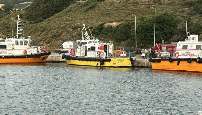 Çanakkale'de Sağlık Botunda Şok Patlama: Bir Sağlık Görevlisi Şehit Oldu!