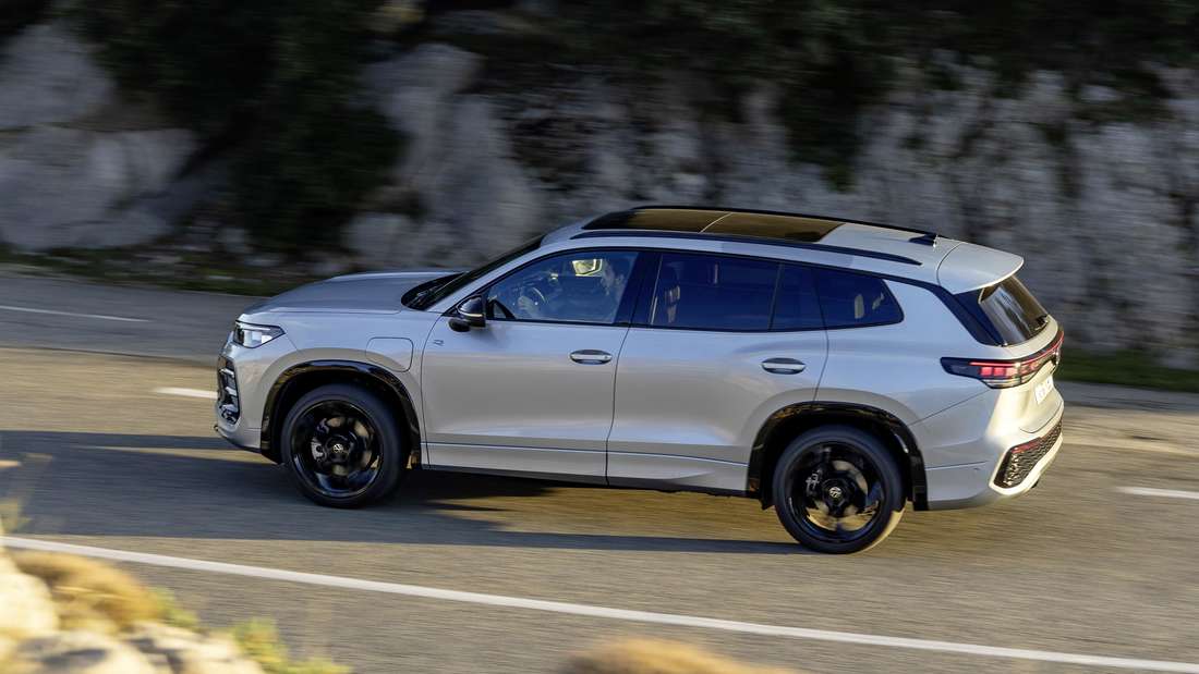VW Tayron im Test: Der neue SUV-Familienkönig will den Touareg herausfordern!