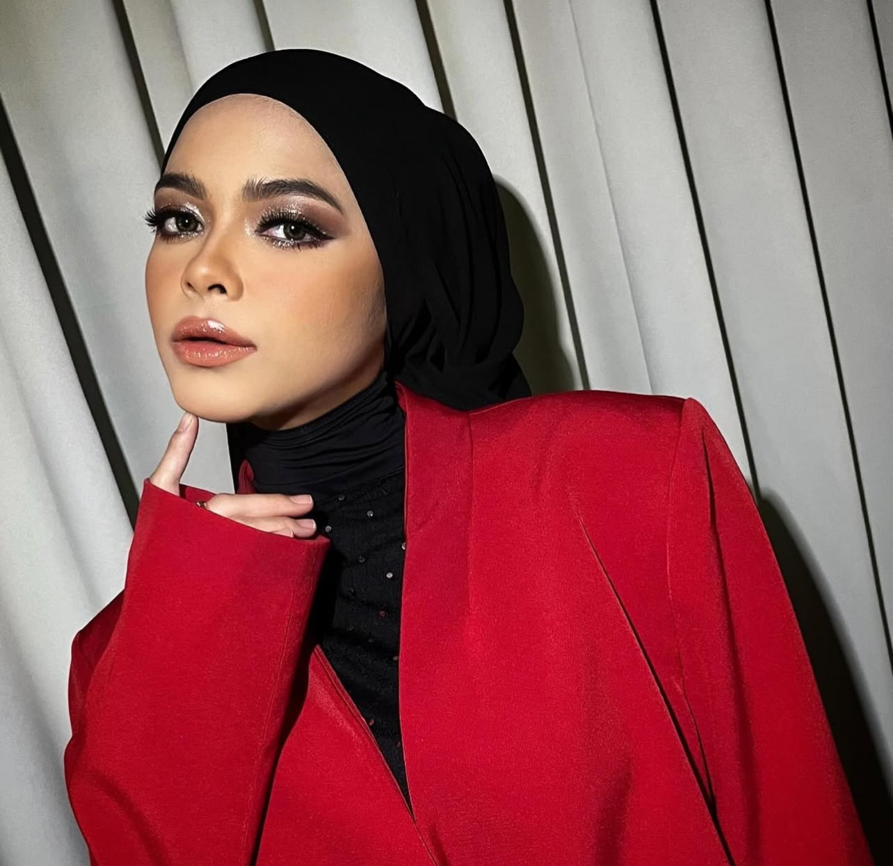 Jangan Terperap Dalam Kesedihan: Tip Ira Kazar Bangkit Kembali!