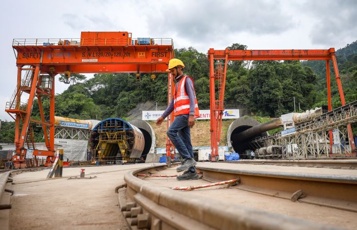 Kecerdasan buatan bantu keselamatan, kesihatan pekerja