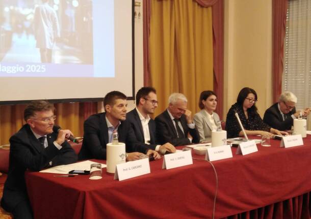 L'ex ministro della salute Balduzzi al convegno dell'Ordine dei Medici: "Le leggi ci sono per costruire una nuova sanità"